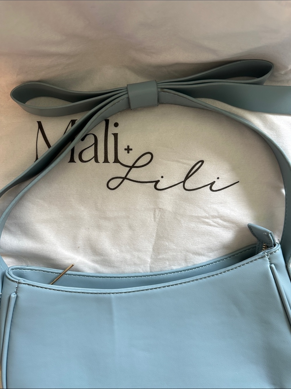 Mali + Lilly Blue Bow Shoulder Bag - Picture 10 of 11